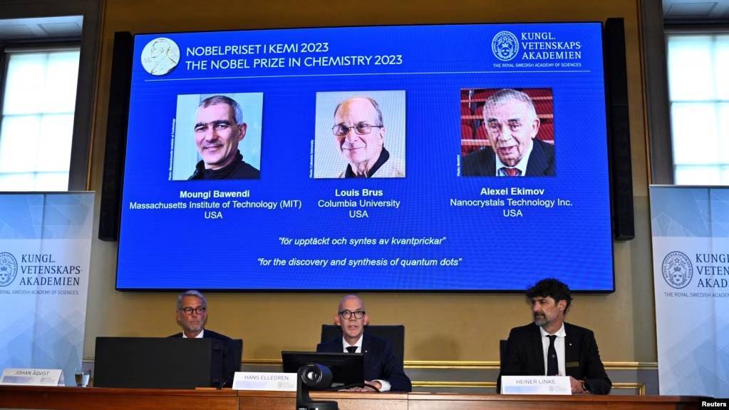 Científicos Premiados con Nobel por Puntos Cuánticos